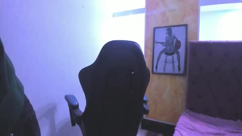 ALISON MOON online show from October 13, 11:24 am