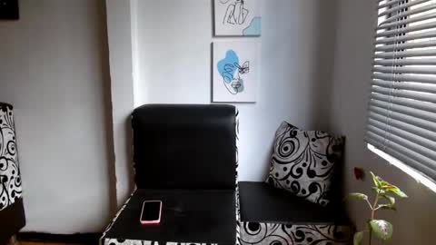 Alisonturbay online show from April 26, 3:43 pm