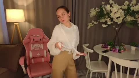 Kira online show from May 16, 10:36 am