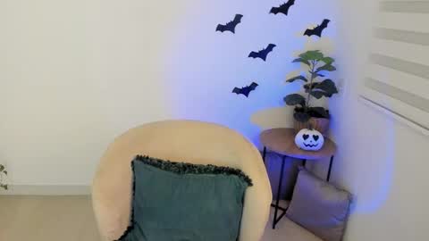 alisson online show from October 26, 4:30 am