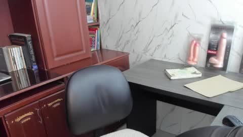 Alix online show from January 31, 2:37 am