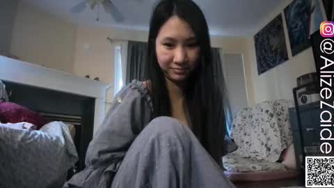 Alize Zaide online show from December 4, 9:26 pm