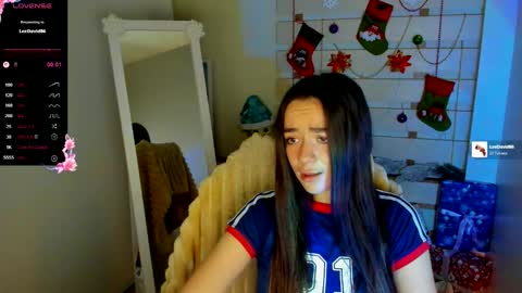 Allana online show from December 19, 1:36 pm