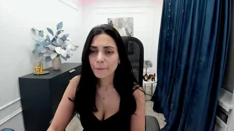 allayerty online show from November 18, 11:33 am