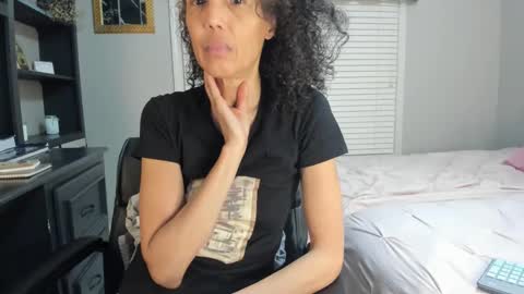 goddess online show from March 5, 12:05 am