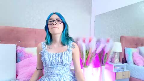 Allicia online show from September 13, 7:55 pm