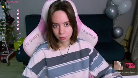 Snapshot of allie_hazie chatting on February 16, 12:54 am alice online show from February 16, 12:54 am