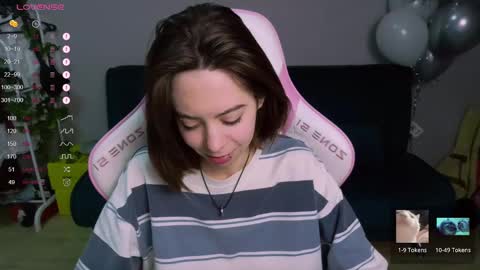 Snapshot of allie_hazie chatting on January 27, 12:01 am alice online show from January 27, 12:01 am
