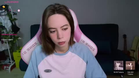 Snapshot of allie_hazie chatting on January 25, 11:54 pm alice online show from January 25, 11:54 pm