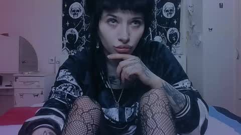 Alis online show from April 11, 8:01 pm