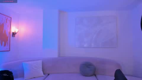 Allison Rogers online show from April 22, 11:07 am