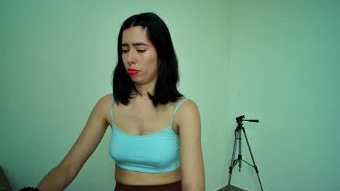 Snapshot of allisson_rose chatting on October 8, 6:12 pm Alli online show from October 8, 6:12 pm