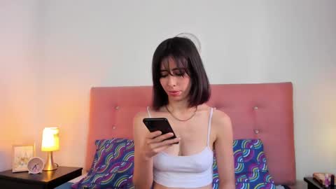 Snapshot of allisson_rose chatting on January 19, 8:51 pm Alli online show from January 19, 8:51 pm