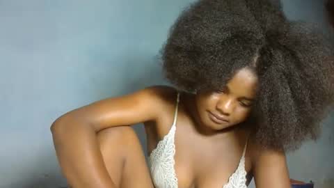 allizida01 online show from November 28, 6:11 pm