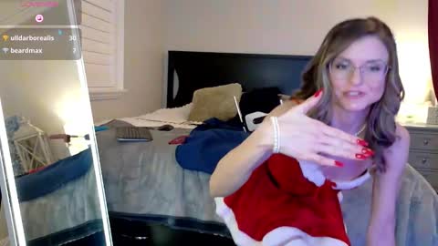 Aurora online show from December 18, 7:57 am