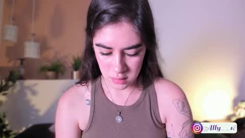 Ally  online show from November 25, 3:31 am