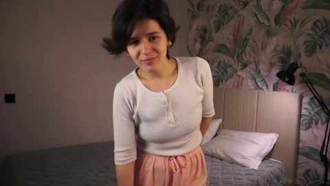 Emily online show from December 15, 4:29 am