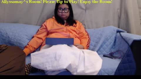 Allyssamay online show from March 5, 4:30 am