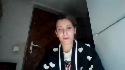 Snapshot of alma_amy chatting on March 4, 9:00 pm Alma online show from March 4, 9:00 pm
