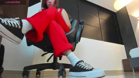 Snapshot of alma_fenix chatting on September 13, 2:47 pm ALMA FENIX online show from September 13, 2:47 pm