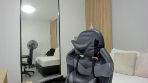 ALMA FENIX  online show from January 10, 12:43 pm