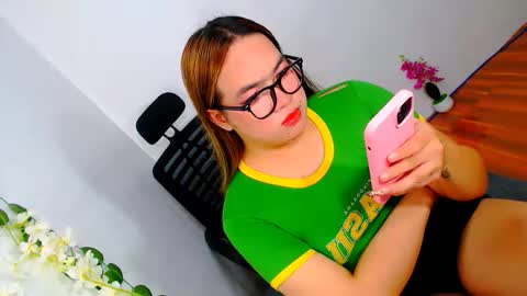 Almira online show from November 11, 10:12 am