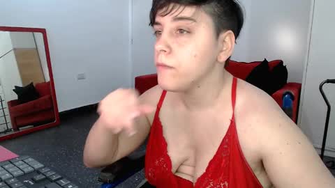 Almond online show from December 4, 9:24 pm