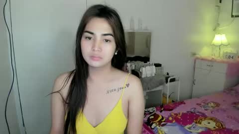 alovelydollnica online show from April 4, 12:31 am