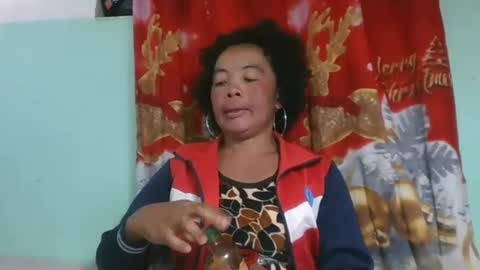 alypierette online show from November 12, 4:10 am