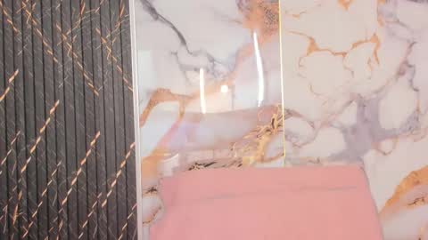 alyson__a online show from January 13, 12:42 pm