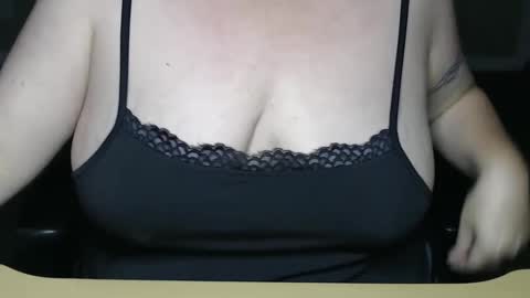 Alyss Skye online show from October 7, 1:21 am