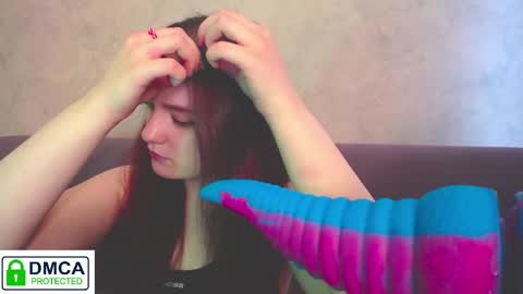 Snapshot of alyssa__scarlet chatting on February 27, 9:11 am Alyssa online show from February 27, 9:11 am