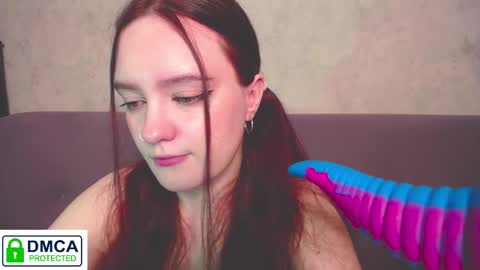 Alyssa online show from November 11, 9:50 am