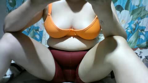 Snapshot of alyssa_hope chatting on September 29, 3:00 am alyssa_hope online show from September 29, 3:00 am