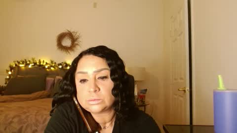 Alyssiaamorexo online show from November 24, 6:10 pm