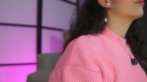 Amai  Sinclair  online show from February 5, 10:35 pm