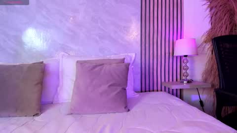 Luisa online show from September 14, 1:58 am