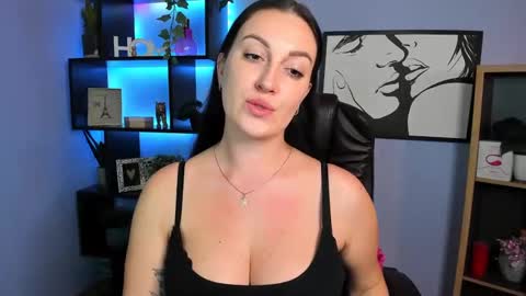 Snapshot of amanda_burn chatting on March 4, 2:21 pm Amanda online show from March 4, 2:21 pm
