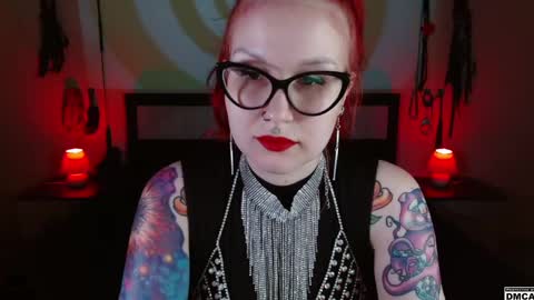 Snapshot of amanita__pantherina chatting on January 17, 12:10 pm Goddess Amanita online show from January 17, 12:10 pm