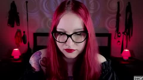 Snapshot of amanita__pantherina chatting on February 5, 7:07 am Goddess Amanita online show from February 5, 7:07 am
