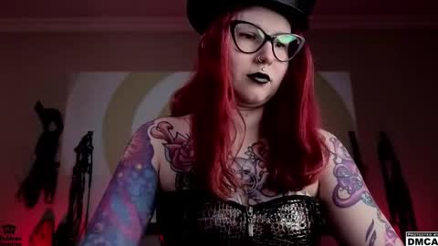 Snapshot of amanita__pantherina chatting on February 28, 11:36 am Goddess Amanita online show from February 28, 11:36 am