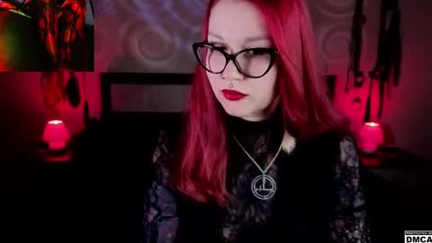 Snapshot of amanita__pantherina chatting on January 28, 8:36 am Goddess Amanita online show from January 28, 8:36 am