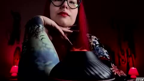 Snapshot of amanita__pantherina chatting on September 10, 12:16 pm Goddess Amanita online show from September 10, 12:16 pm