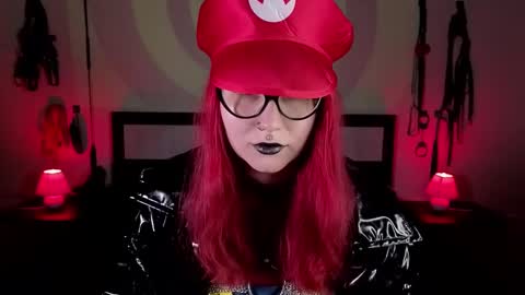 Snapshot of amanita__pantherina chatting on January 23, 9:18 am Goddess Amanita online show from January 23, 9:18 am