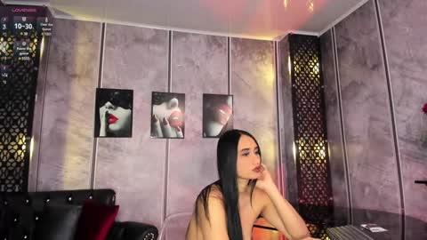 Snapshot of amara_lewiis chatting on December 26, 12:05 pm Amara Lewis online show from December 26, 12:05 pm