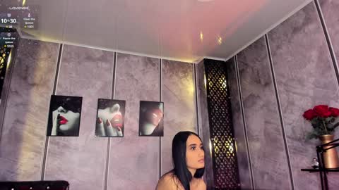 Snapshot of amara_lewiis chatting on December 28, 1:06 pm Amara Lewis online show from December 28, 1:06 pm