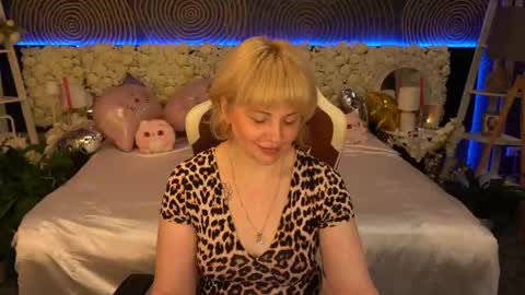 Sofia online show from June 6, 7:09 pm
