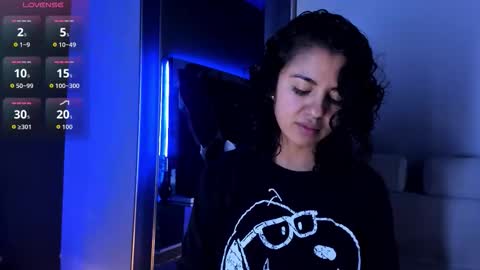 Emily online show from October 11, 1:14 pm