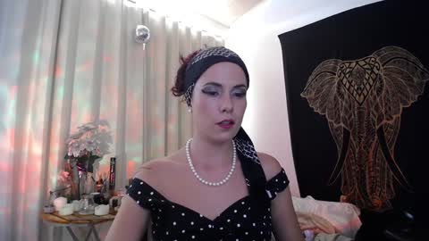 Snapshot of amatista_riveera chatting on January 8, 9:23 pm Amatista Next stream 9 DEC 1 PM COLOMBIAN TIME miss u and love u online show from January 8, 9:23 pm