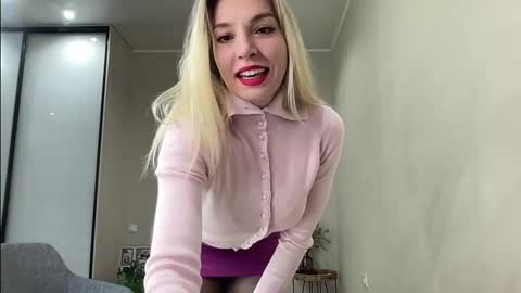 Kelly online show from January 25, 6:01 am